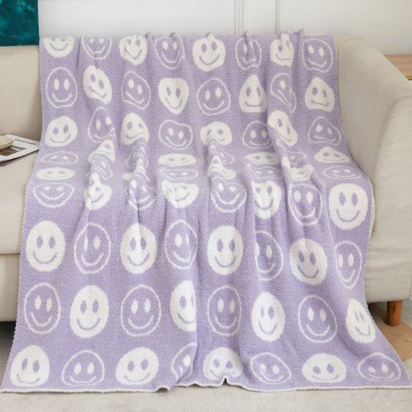 ALL SMILES Pattern Reversible Blanket