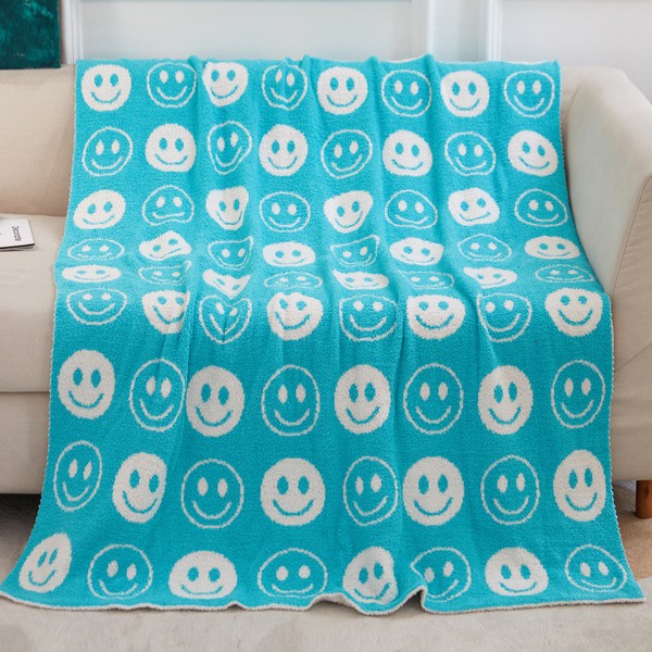 ALL SMILES Pattern Reversible Blanket