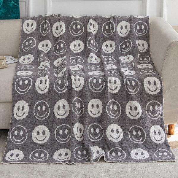 ALL SMILES Pattern Reversible Blanket
