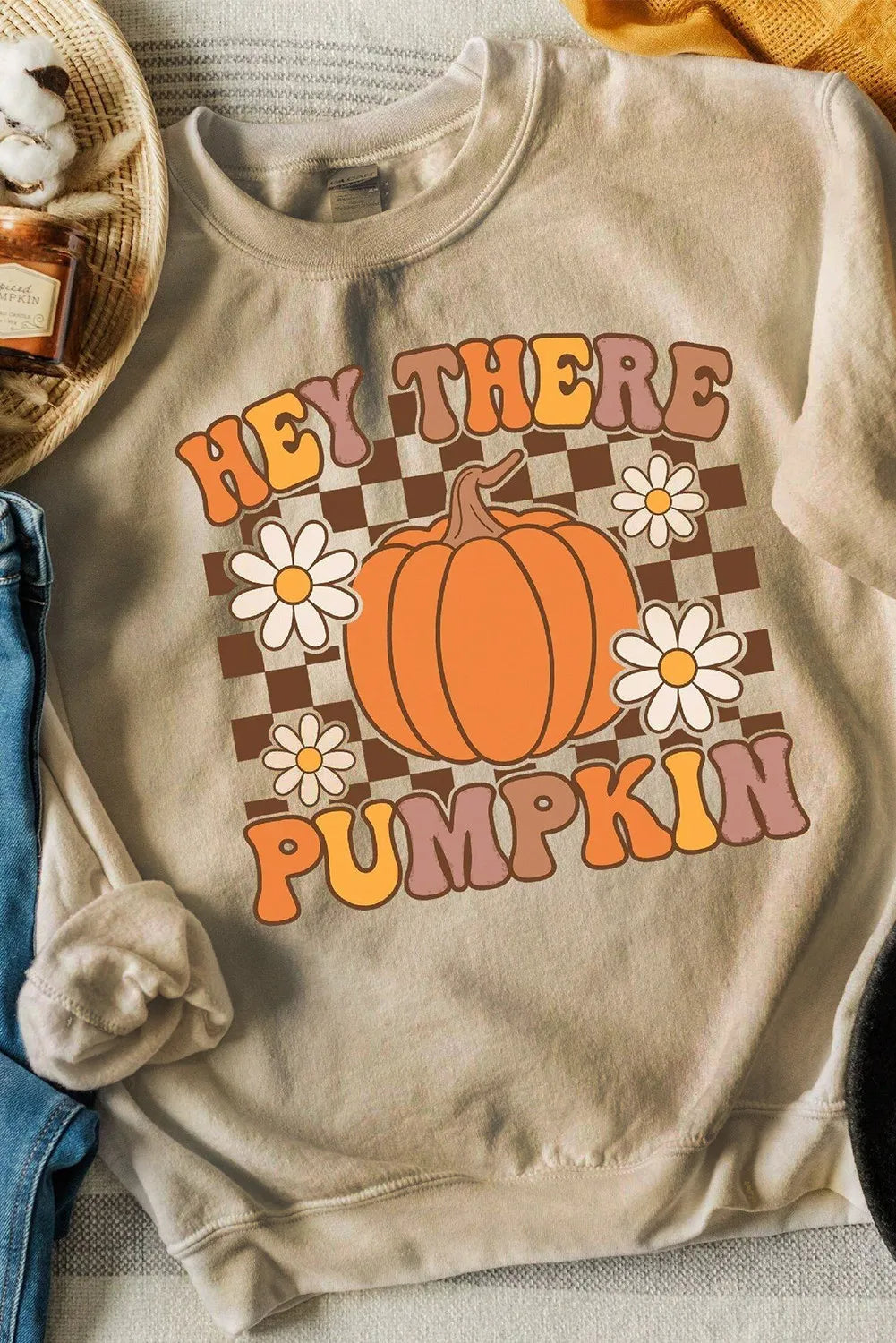 "Hey There Pumpkin" Graphic Long Sleeve Sweatshirt